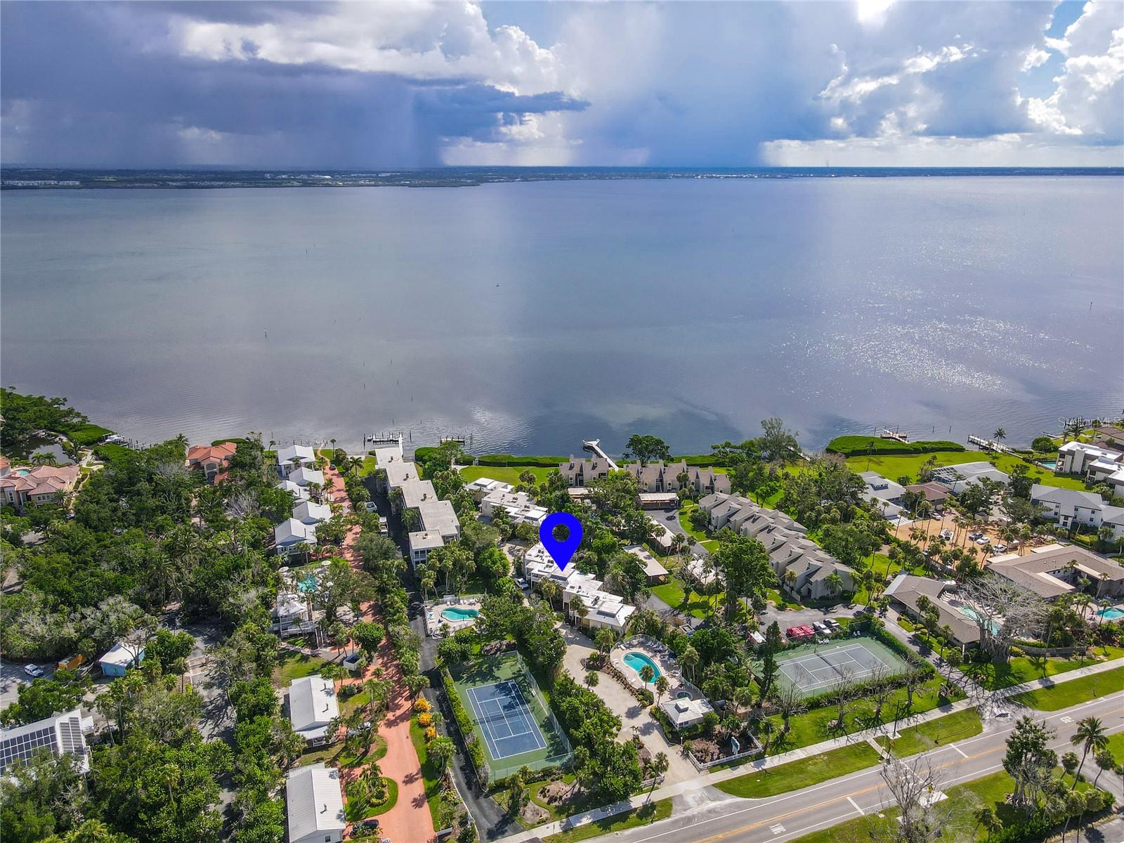 Image 35 of 51 For 5310 Gulf Of Mexico Drive 16