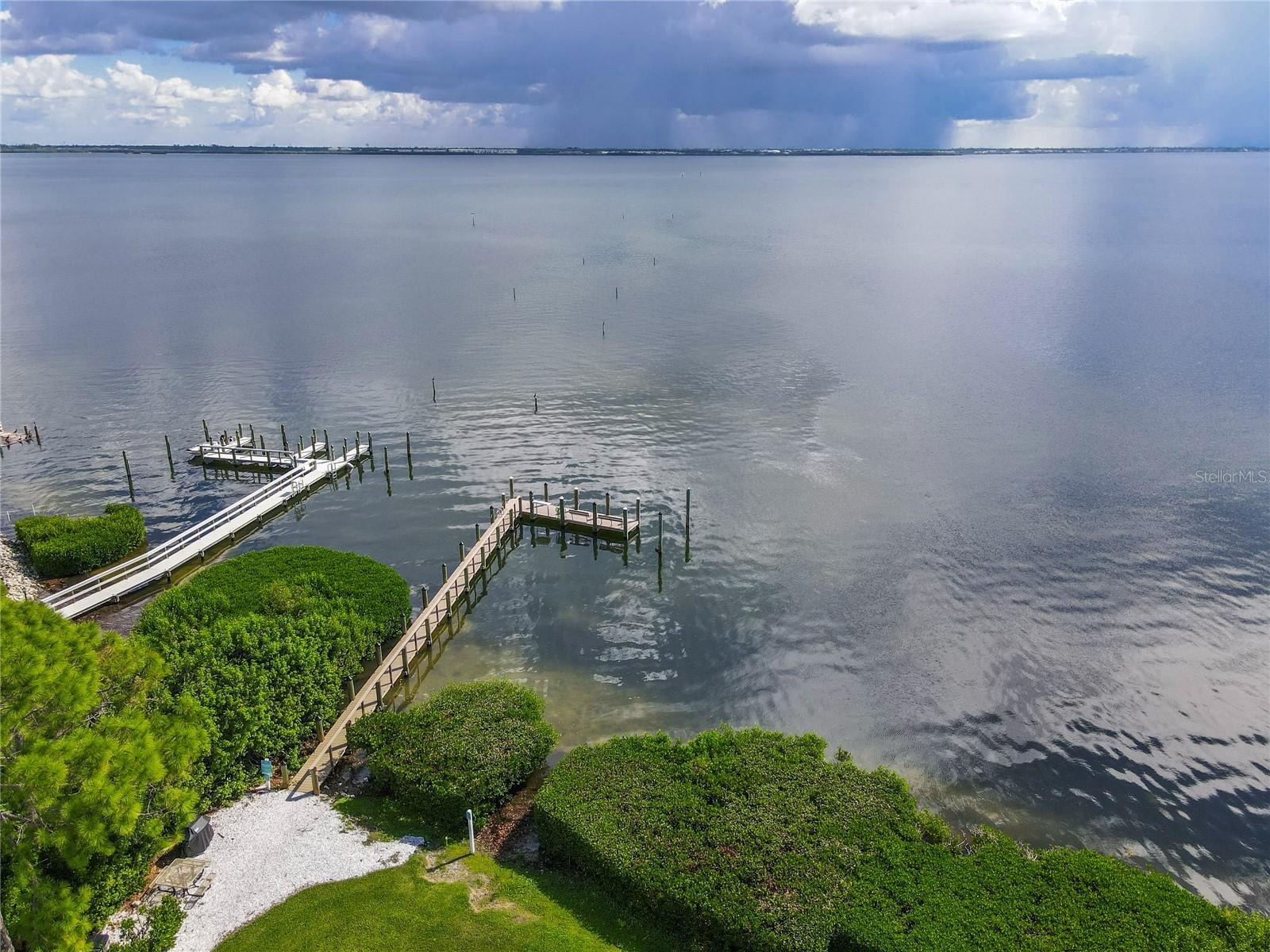 Image 40 of 51 For 5310 Gulf Of Mexico Drive 16