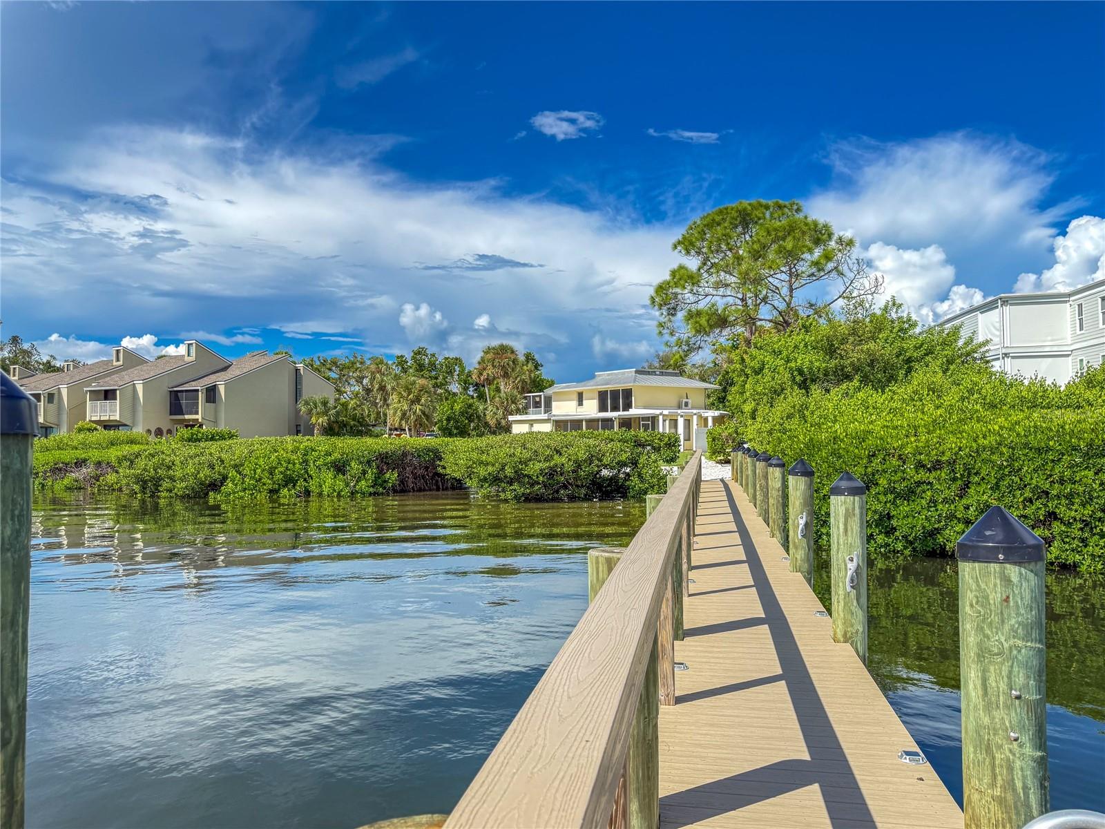 Image 44 of 51 For 5310 Gulf Of Mexico Drive 16