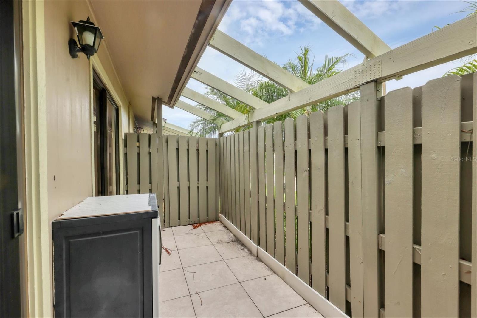 Image 17 of 30 For 5725 Summer Side Lane 19a
