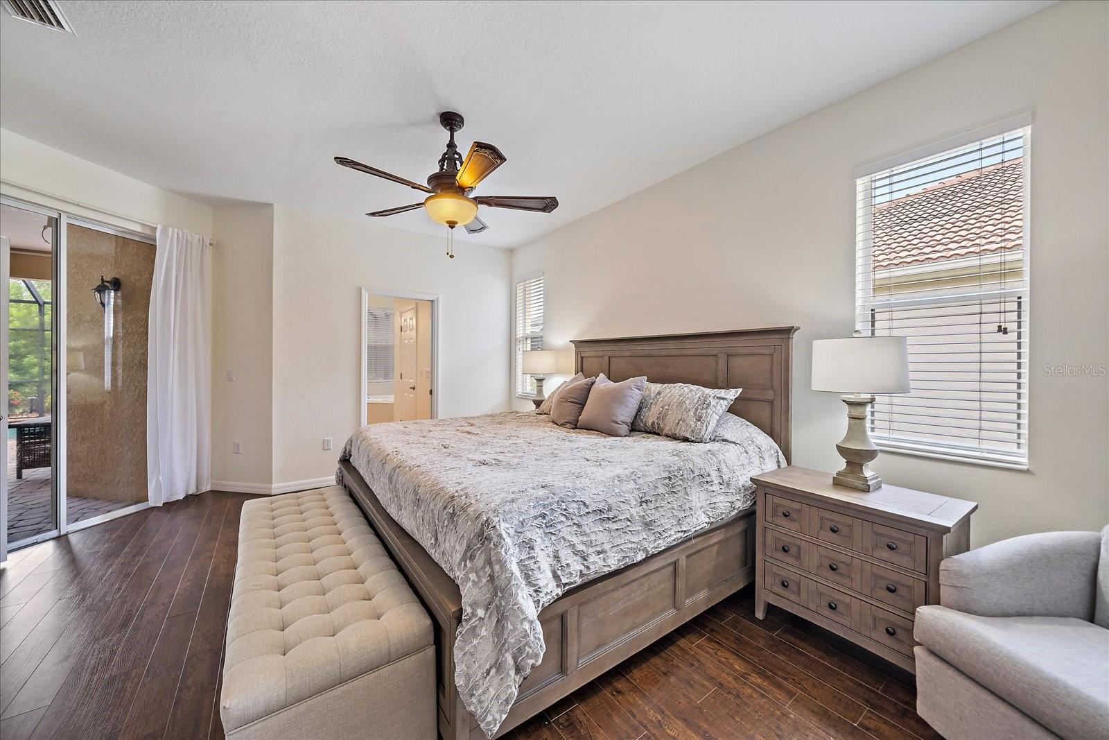 Image 19 of 46 For 131 River Enclave Court