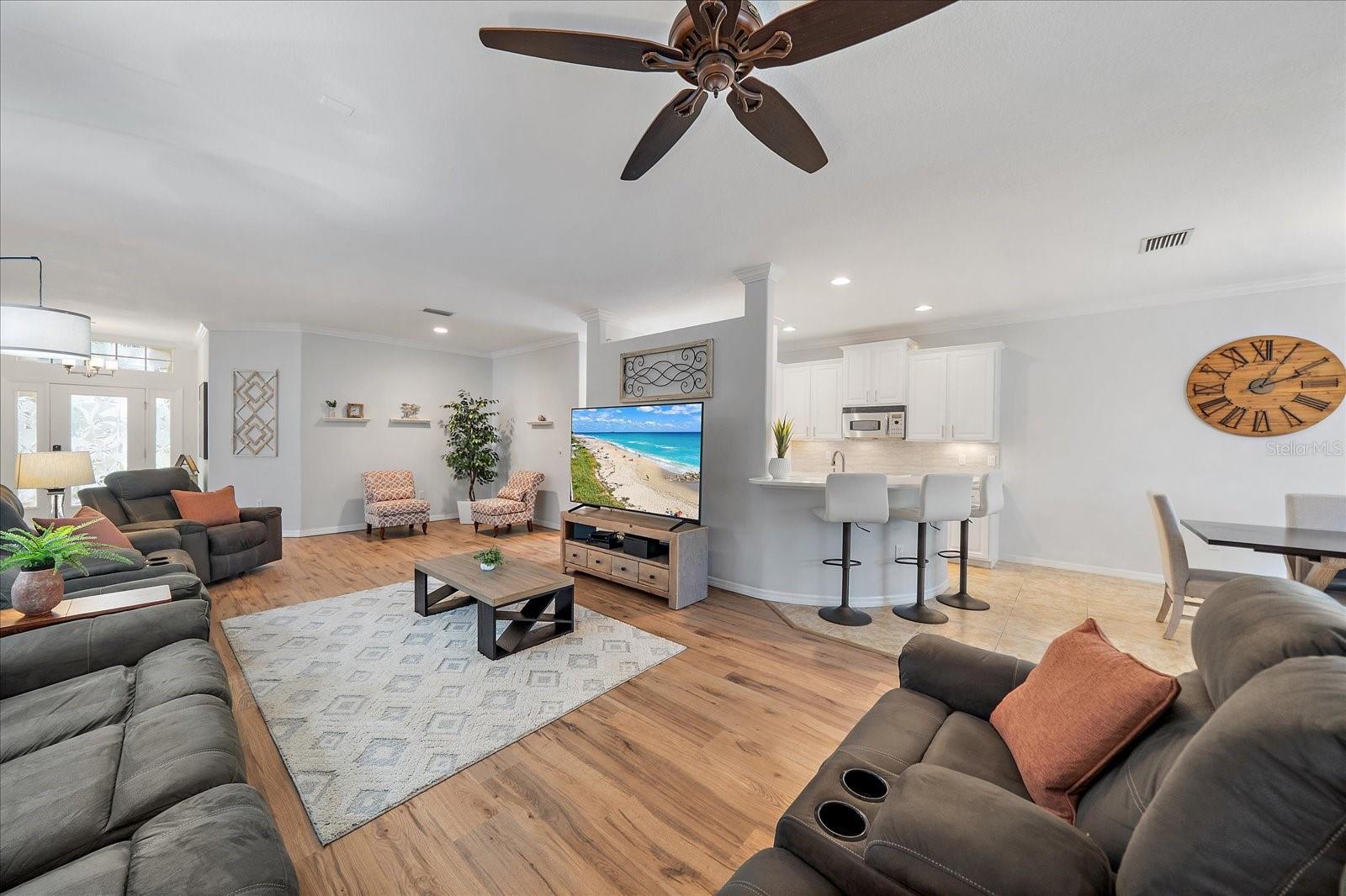 Image 26 of 46 For 131 River Enclave Court