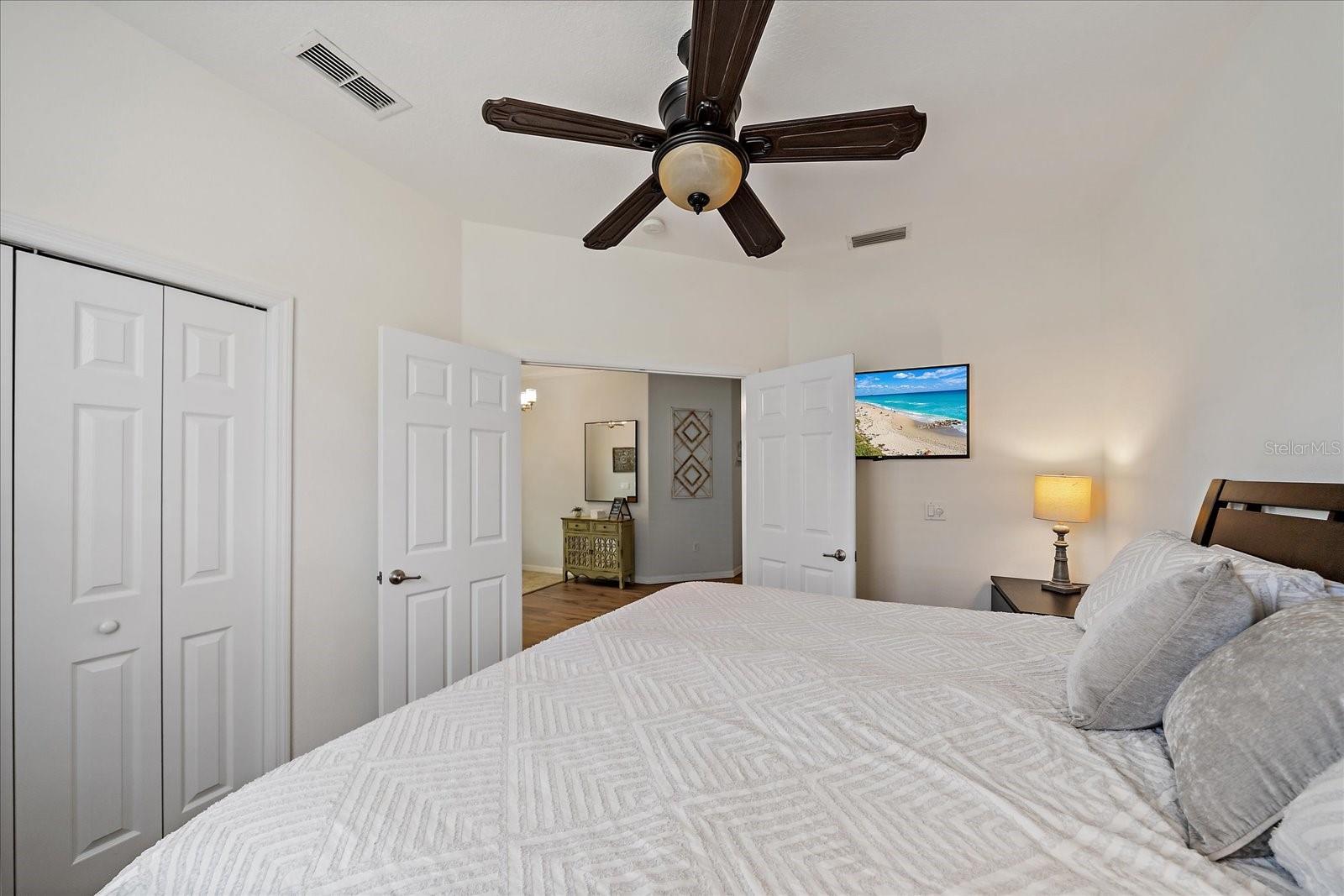 Image 33 of 46 For 131 River Enclave Court