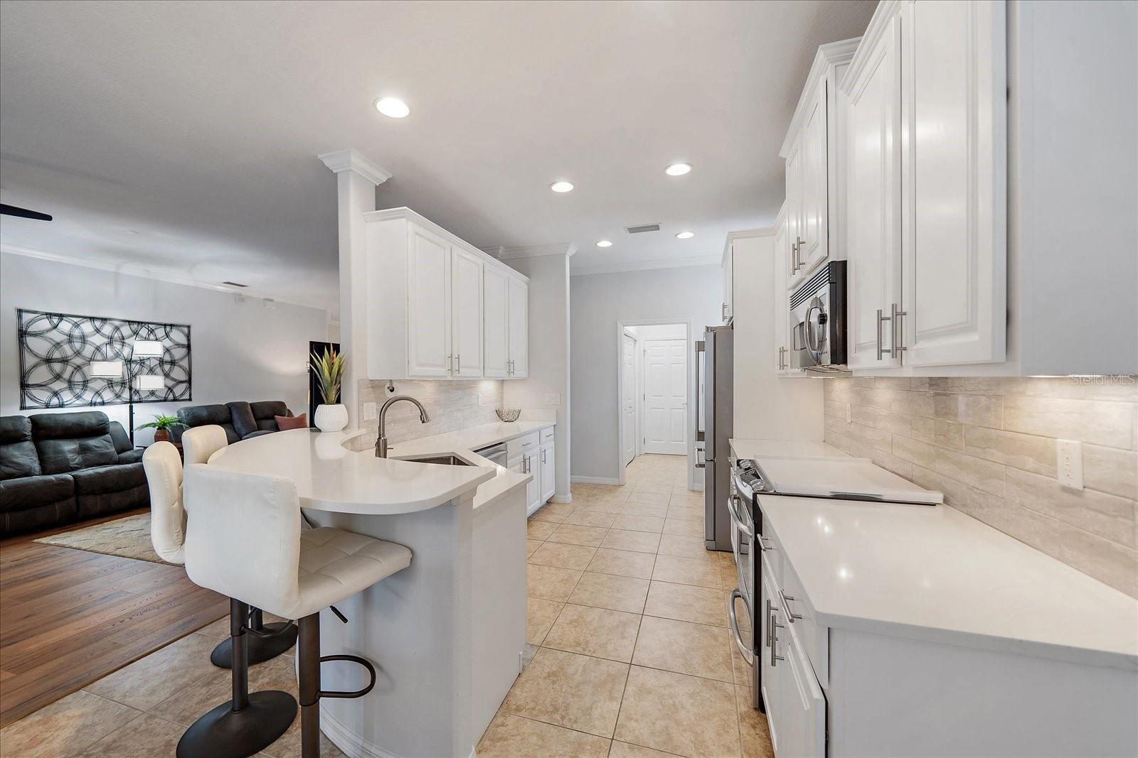 Image 6 of 46 For 131 River Enclave Court