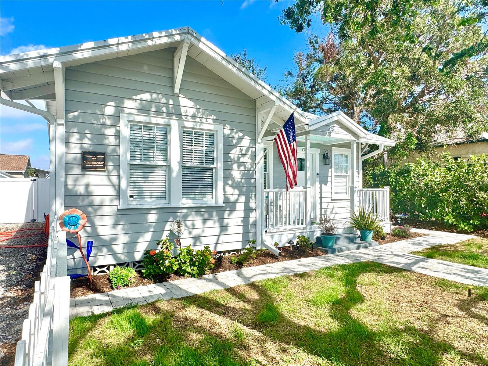 Details for 721 Myrtle Avenue, VENICE, FL 34285