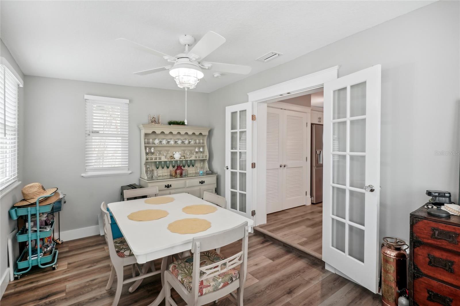 Image 15 of 42 For 721 Myrtle Avenue