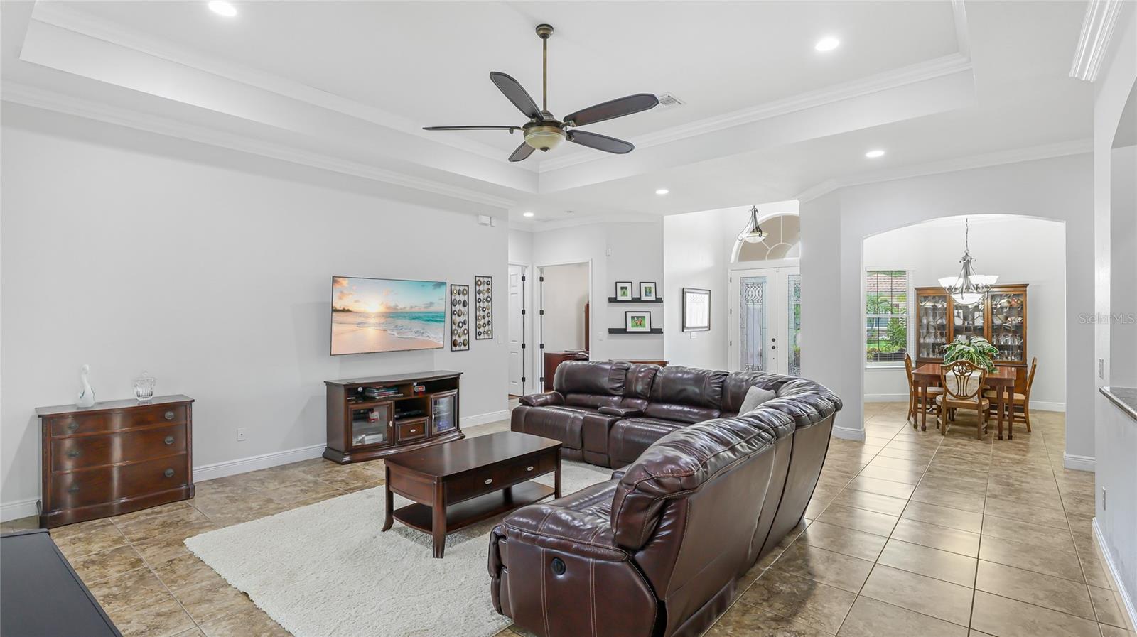 Image 11 of 49 For 5621 Rock Dove Drive