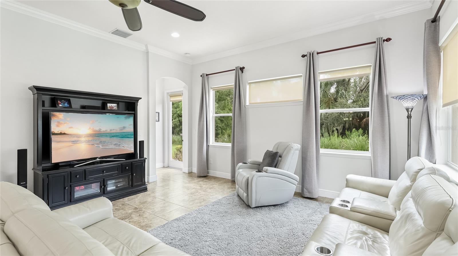 Image 18 of 49 For 5621 Rock Dove Drive