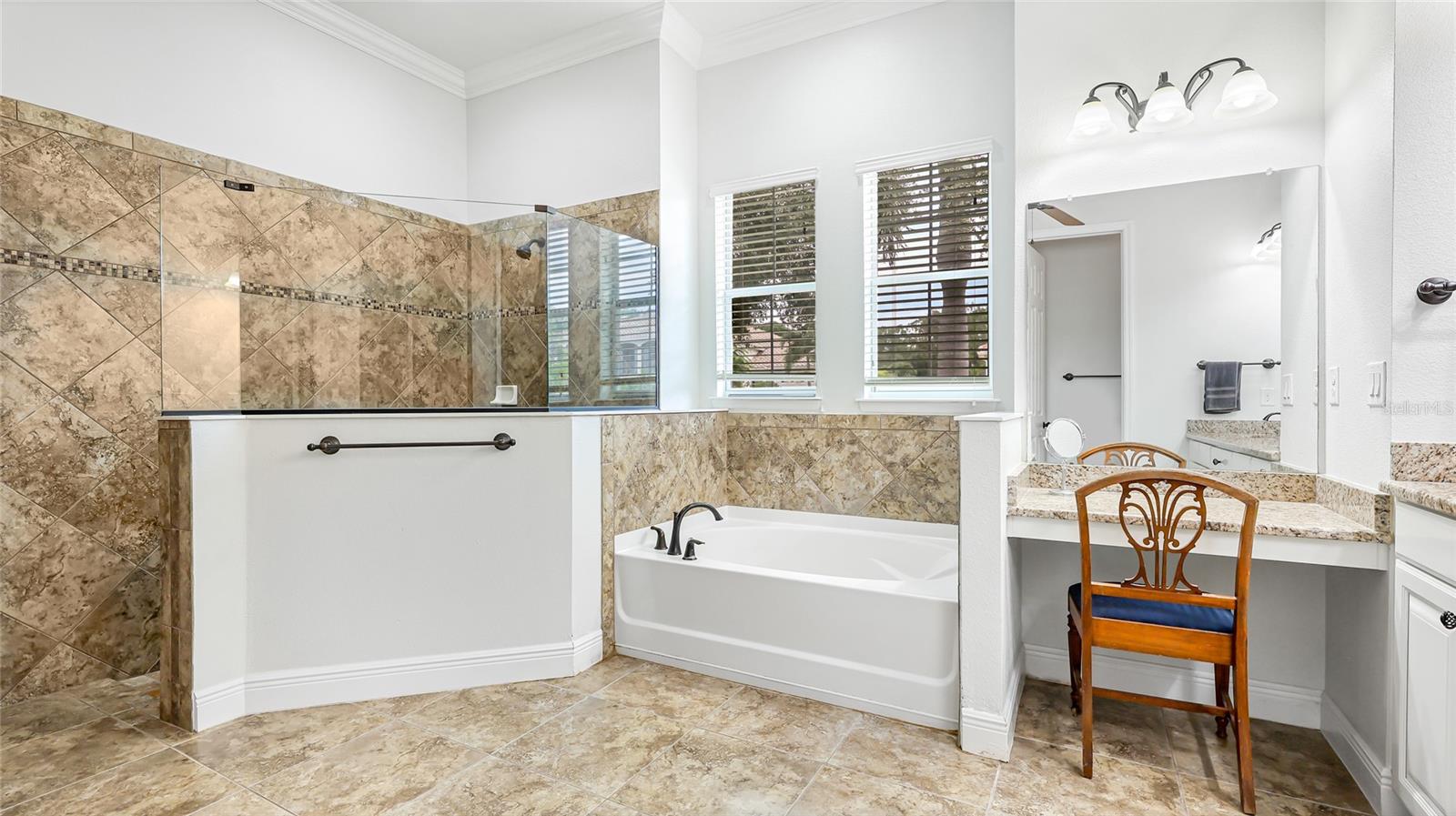 Image 23 of 49 For 5621 Rock Dove Drive
