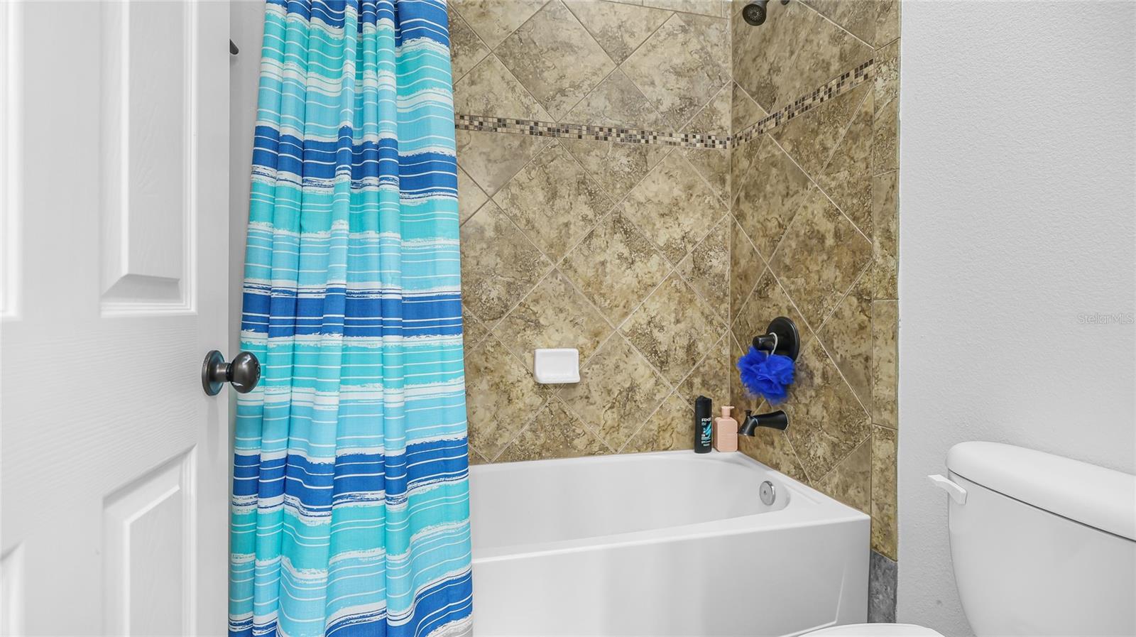 Image 31 of 49 For 5621 Rock Dove Drive