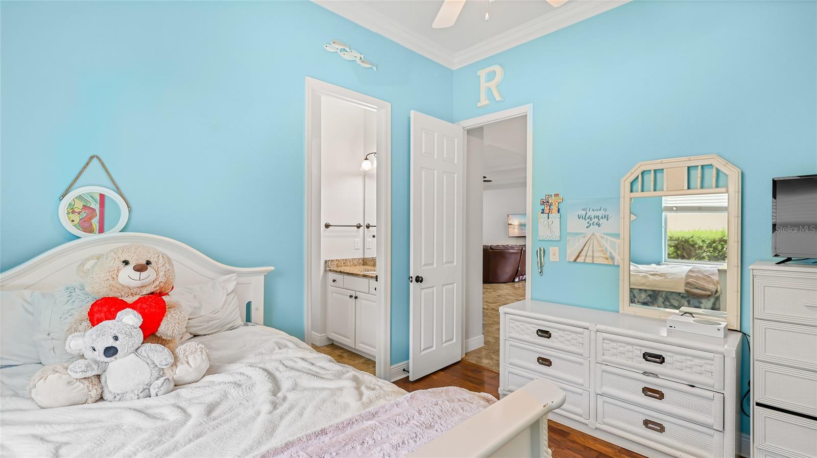 Image 33 of 49 For 5621 Rock Dove Drive