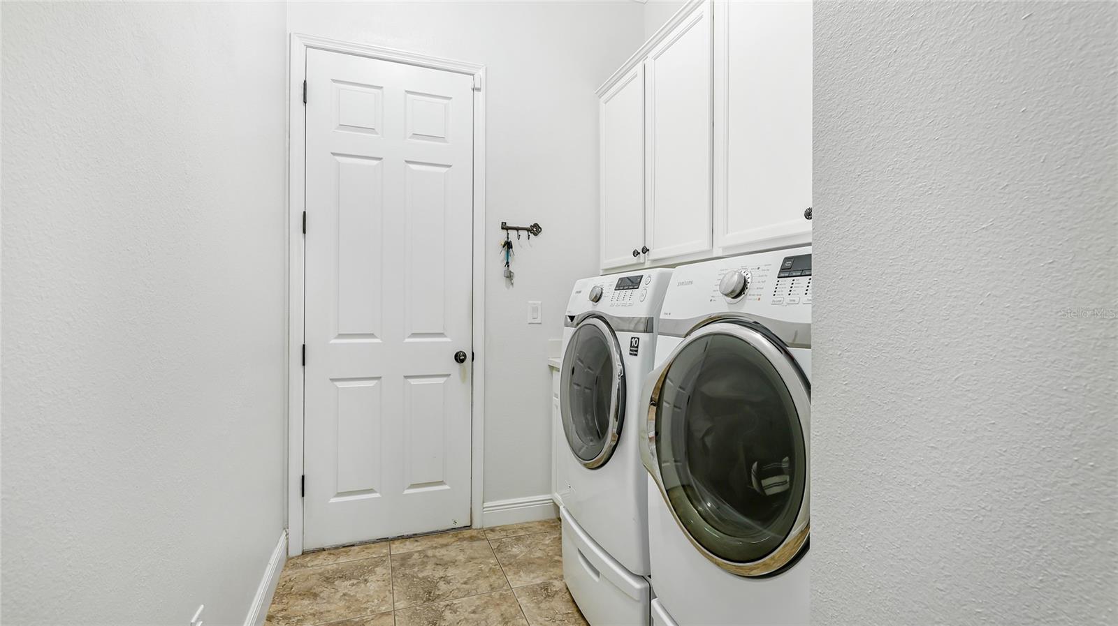 Image 35 of 49 For 5621 Rock Dove Drive