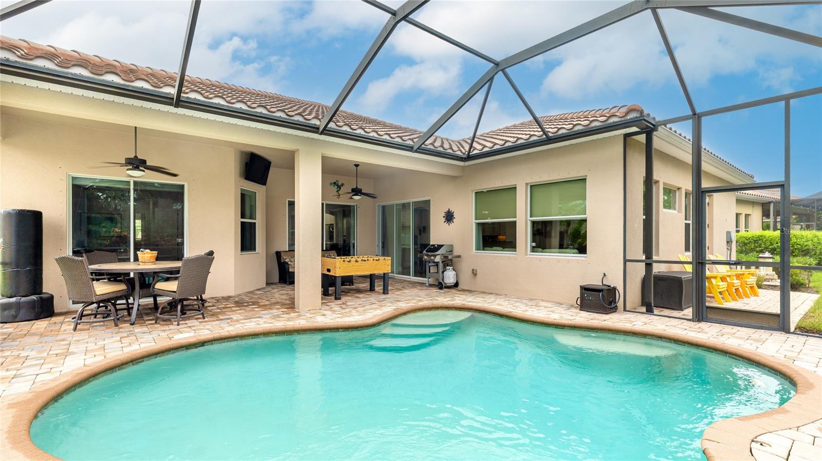 Image 4 of 49 For 5621 Rock Dove Drive