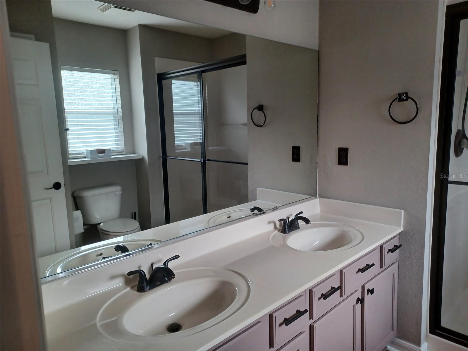 Image 12 of 28 For 11536 140th Loop