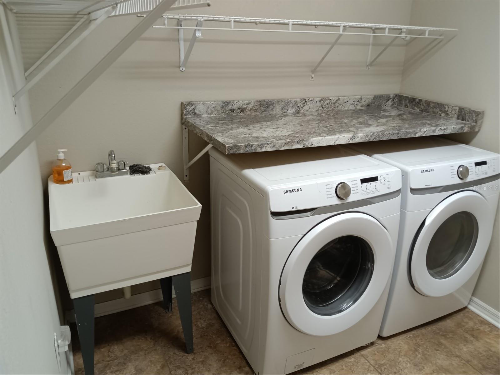 Image 20 of 28 For 11536 140th Loop