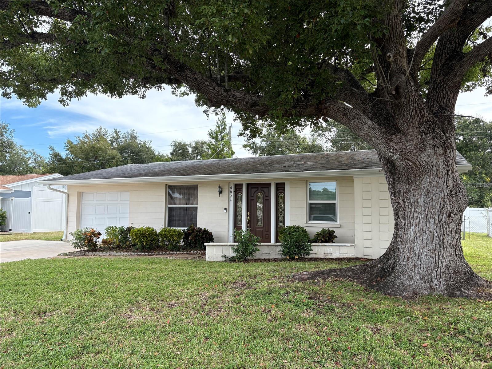 Details for 4651 Hunter Ridge Drive, SARASOTA, FL 34233
