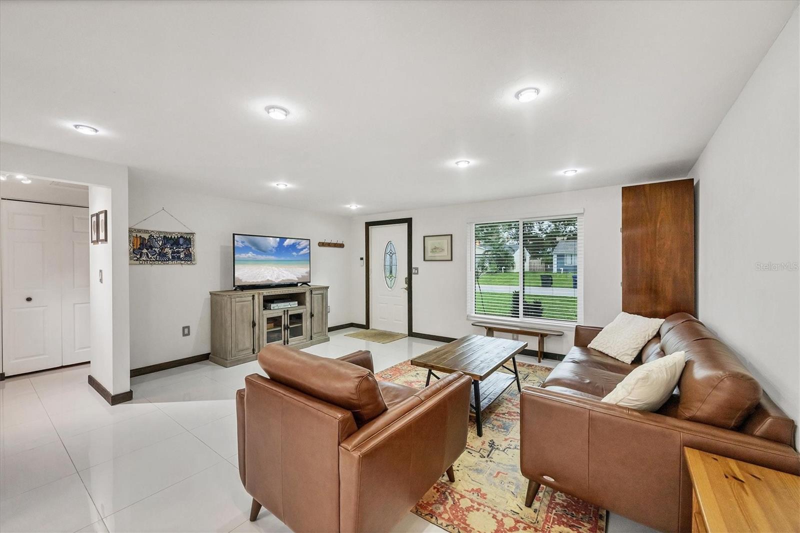 Image 6 of 53 For 4704 Selma Street