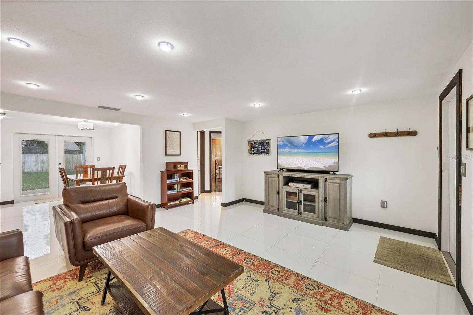 Image 8 of 53 For 4704 Selma Street