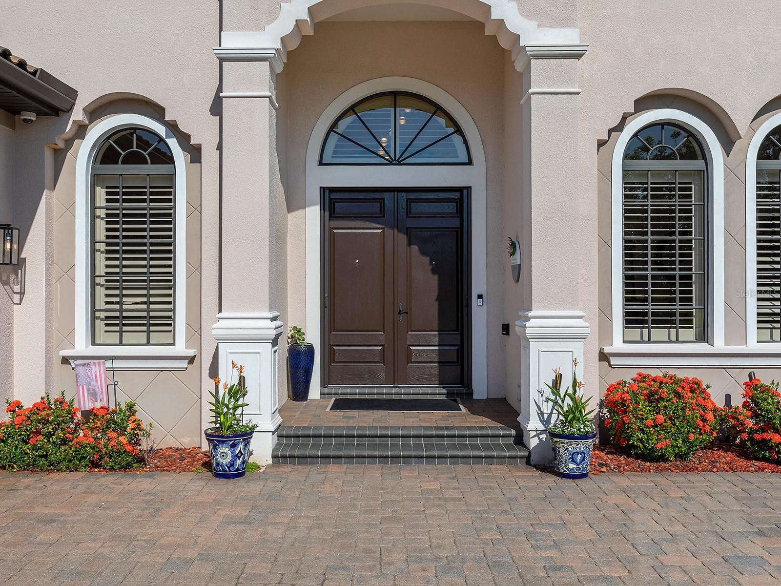 Image 3 of 96 For 7454 Seacroft Cove