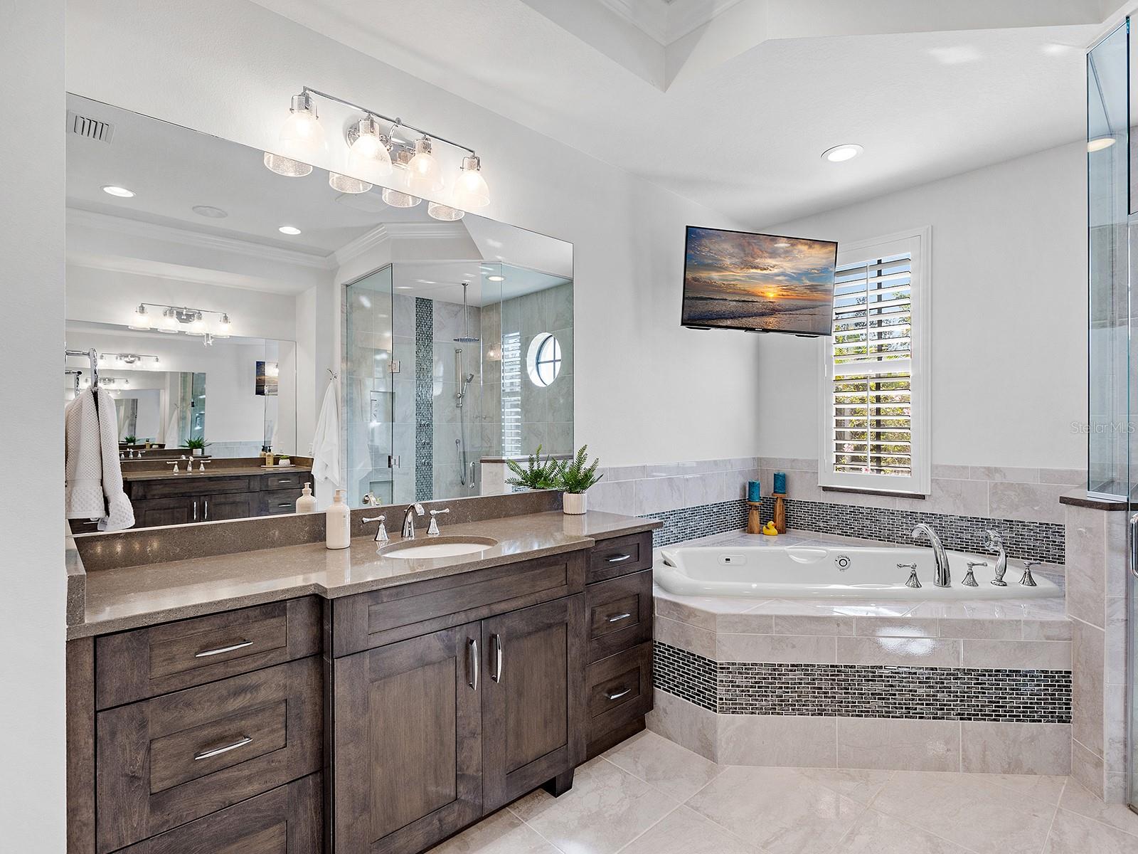 Image 33 of 96 For 7454 Seacroft Cove
