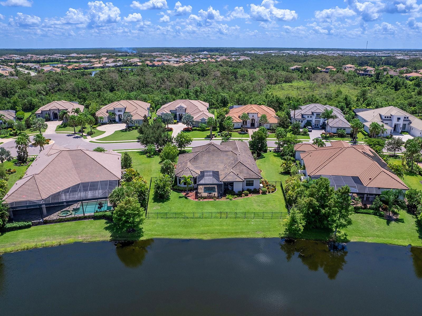 Image 76 of 96 For 7454 Seacroft Cove