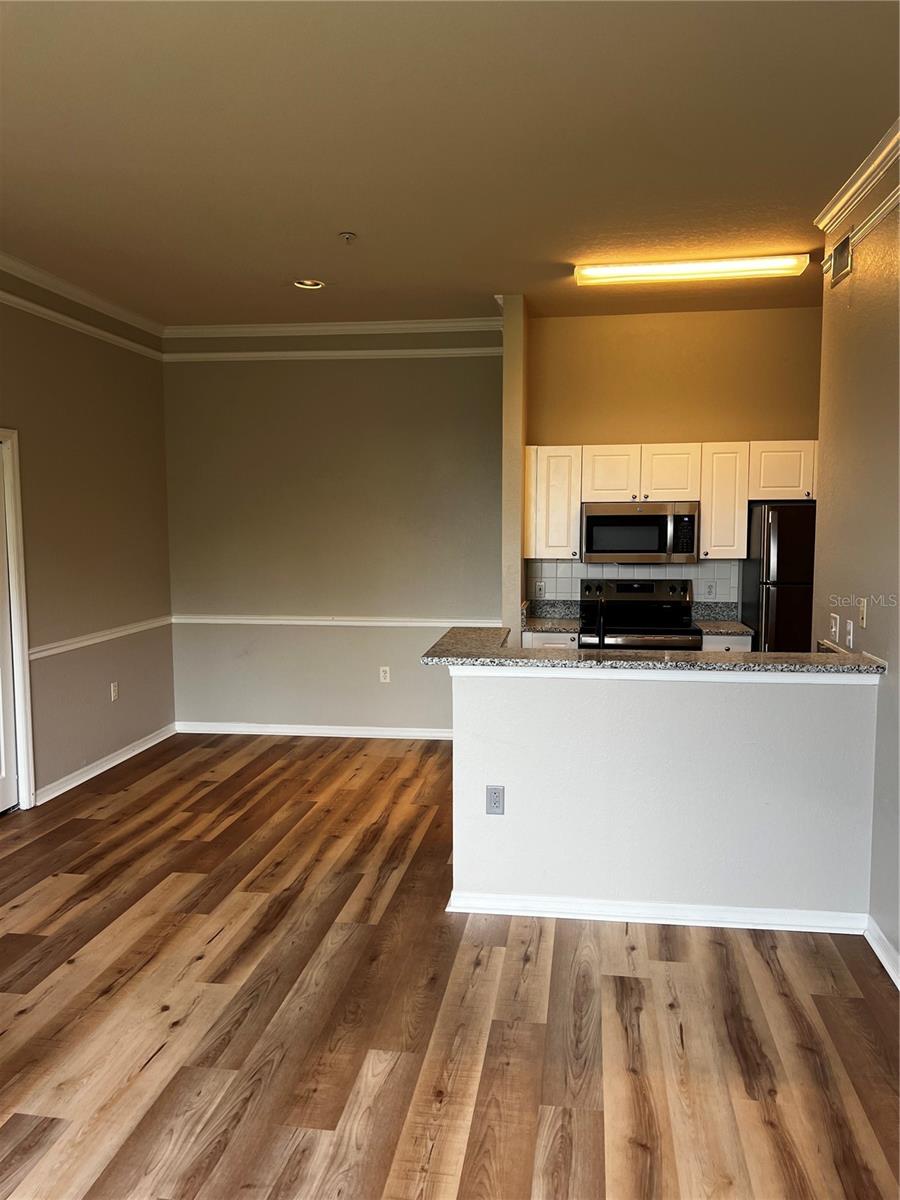 Image 18 of 41 For 5146 Northridge Road 310