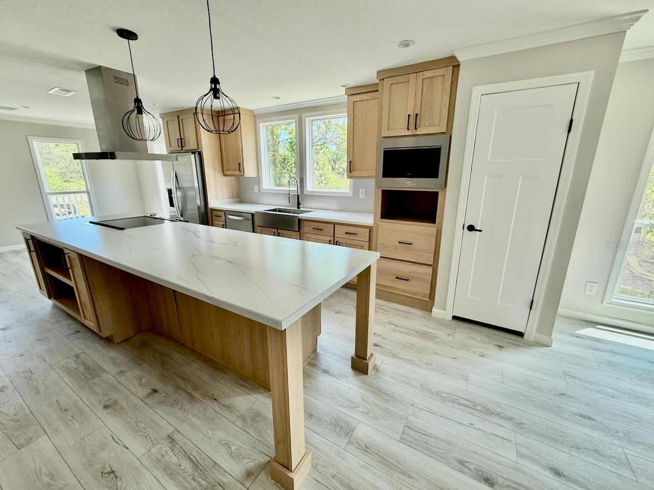 Image 10 of 49 For 7347 Acorn Boulevard