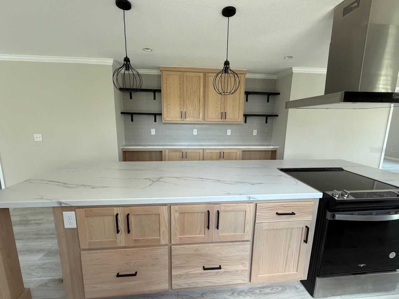 Image 11 of 49 For 7347 Acorn Boulevard