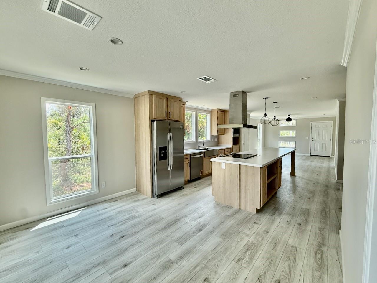 Image 15 of 49 For 7347 Acorn Boulevard