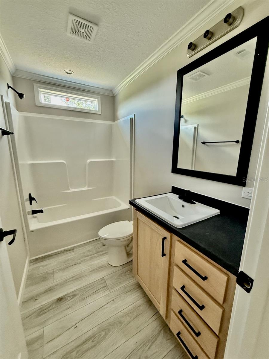 Image 29 of 49 For 7347 Acorn Boulevard