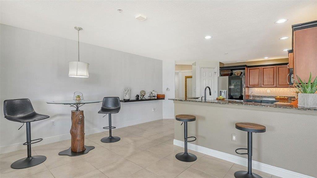 Image 3 of 28 For 1771 Ringling Boulevard 604