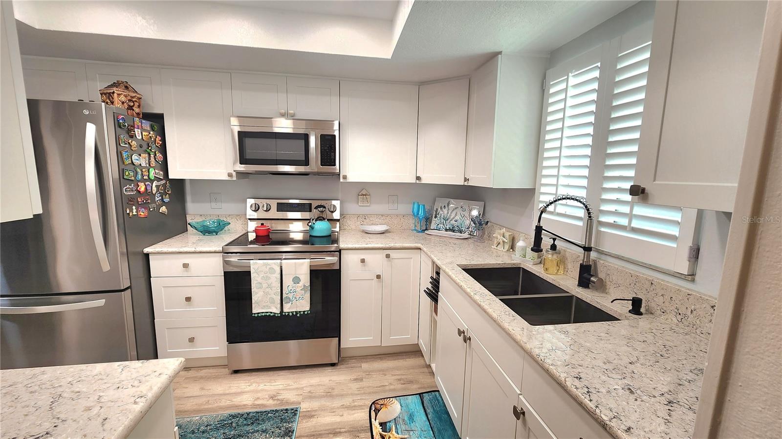 Image 8 of 32 For 3576 Lake Bayshore Drive K209