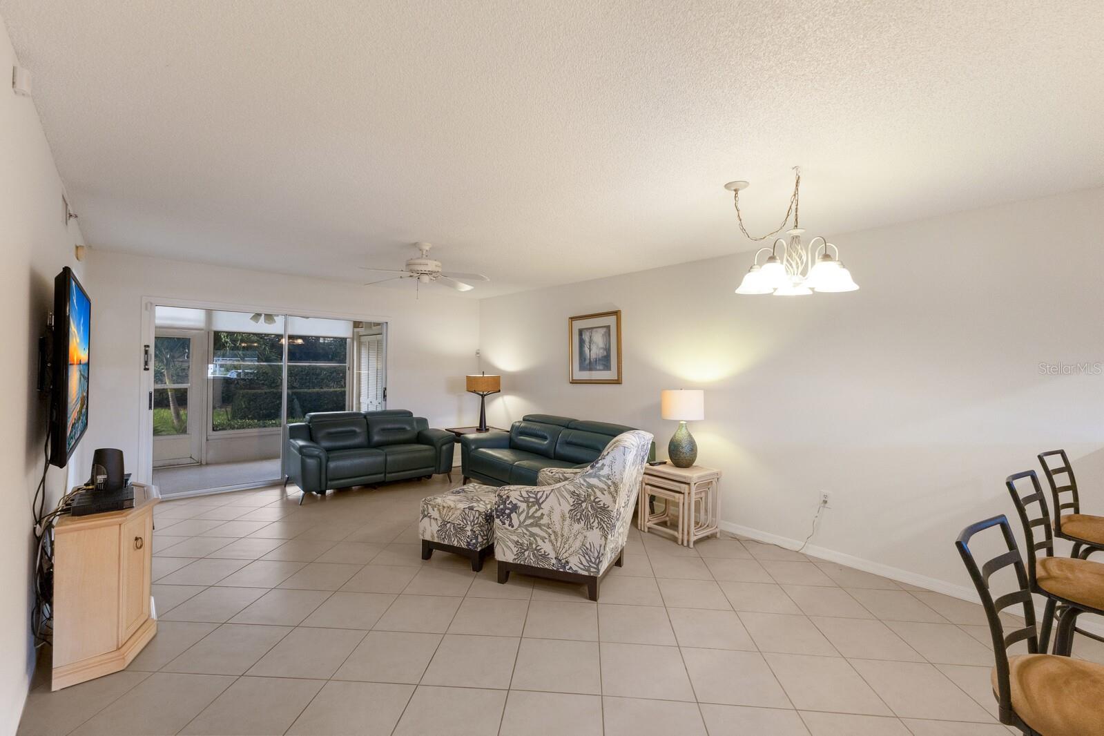 Image 12 of 47 For 7201 29th Avenue Dr W  102