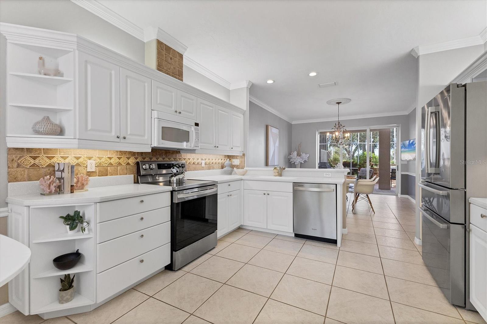 Image 11 of 65 For 7356 Mara Vista Drive 27