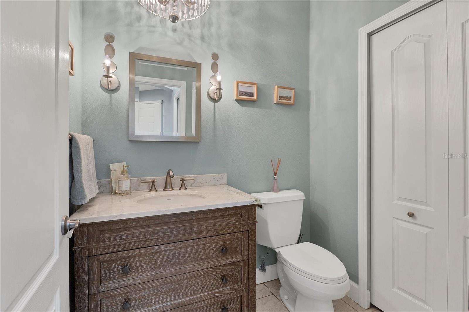 Image 16 of 65 For 7356 Mara Vista Drive 27