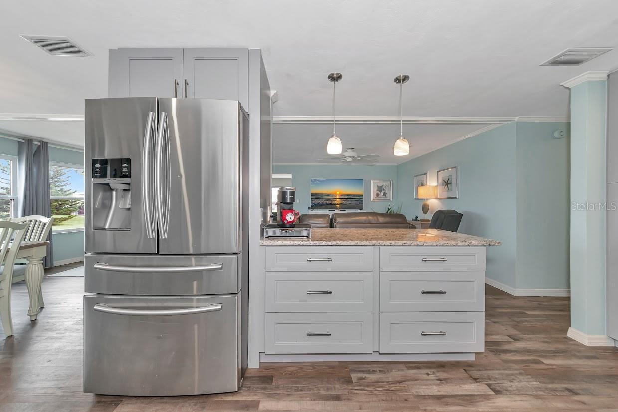 Image 13 of 74 For 75 King Arthur Drive