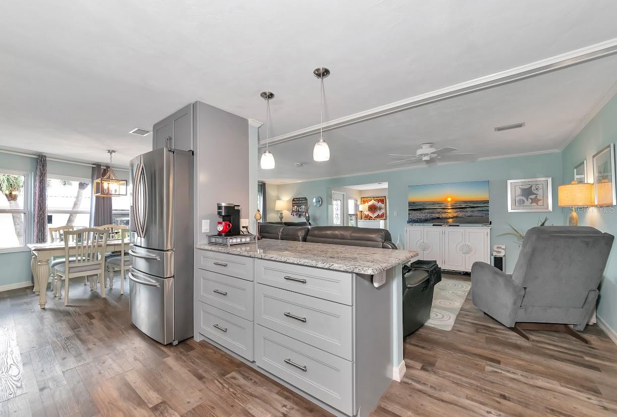 Image 15 of 74 For 75 King Arthur Drive