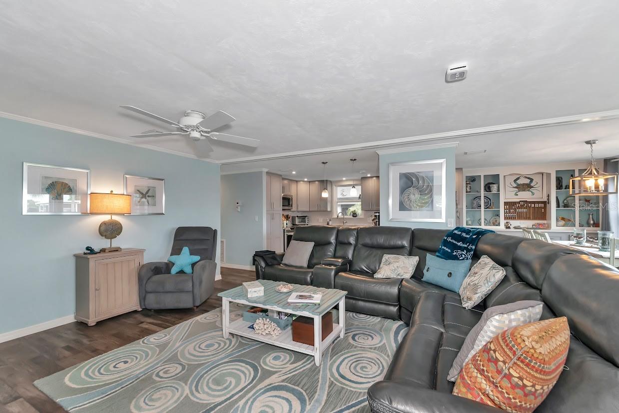 Image 19 of 74 For 75 King Arthur Drive