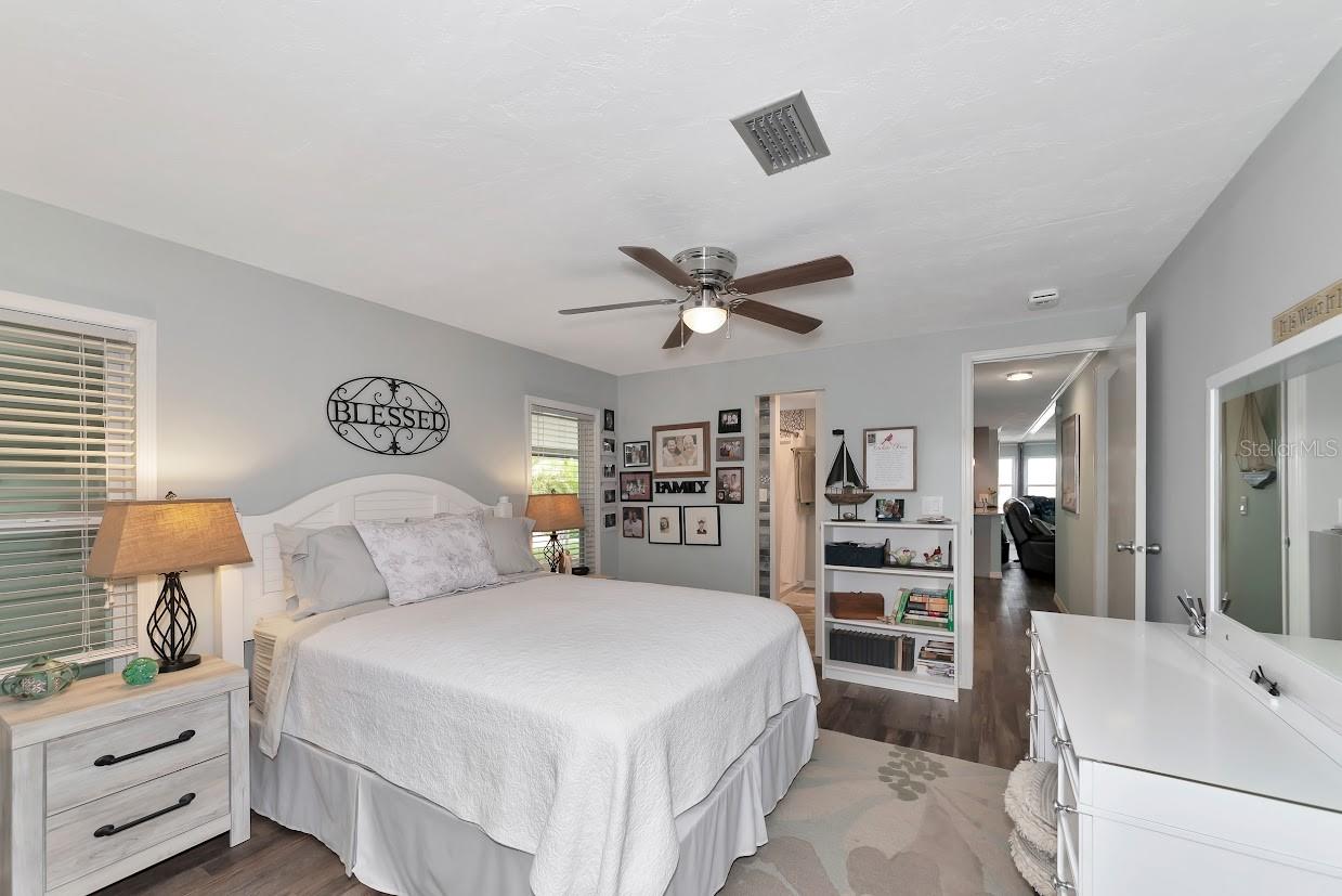 Image 44 of 74 For 75 King Arthur Drive