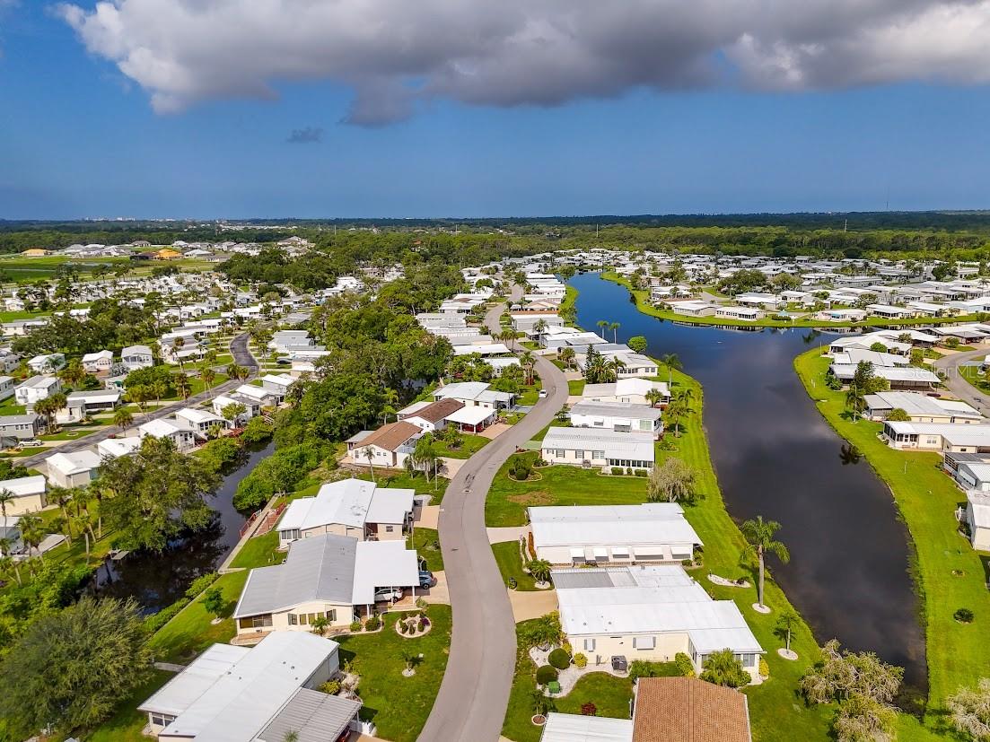 Image 8 of 74 For 75 King Arthur Drive