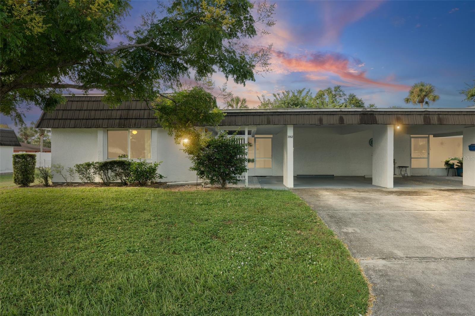 Image 2 of 42 For 3952 Ashwood Lane 37
