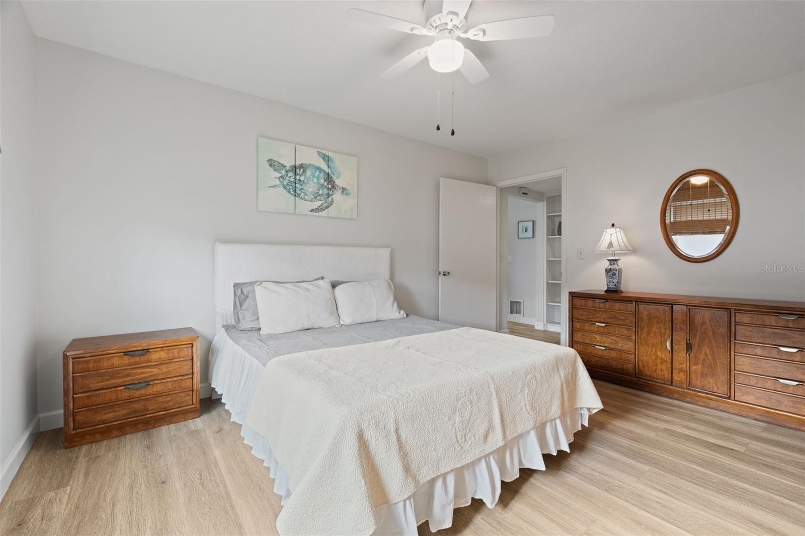 Image 21 of 42 For 3952 Ashwood Lane 37
