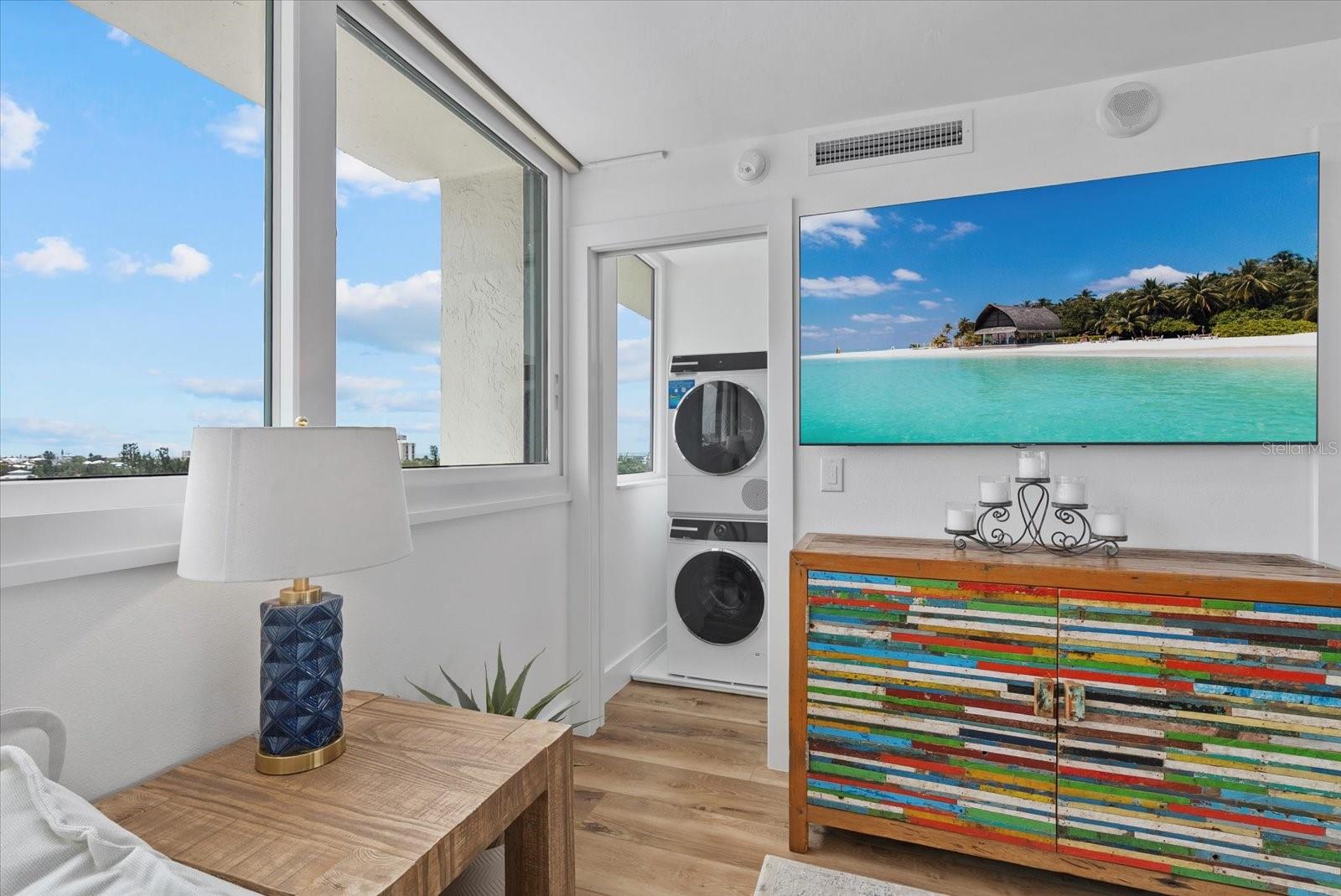 Image 14 of 55 For 4822 Ocean Boulevard 8c