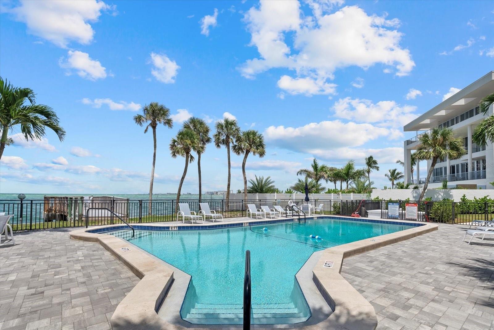 Image 40 of 55 For 4822 Ocean Boulevard 8c