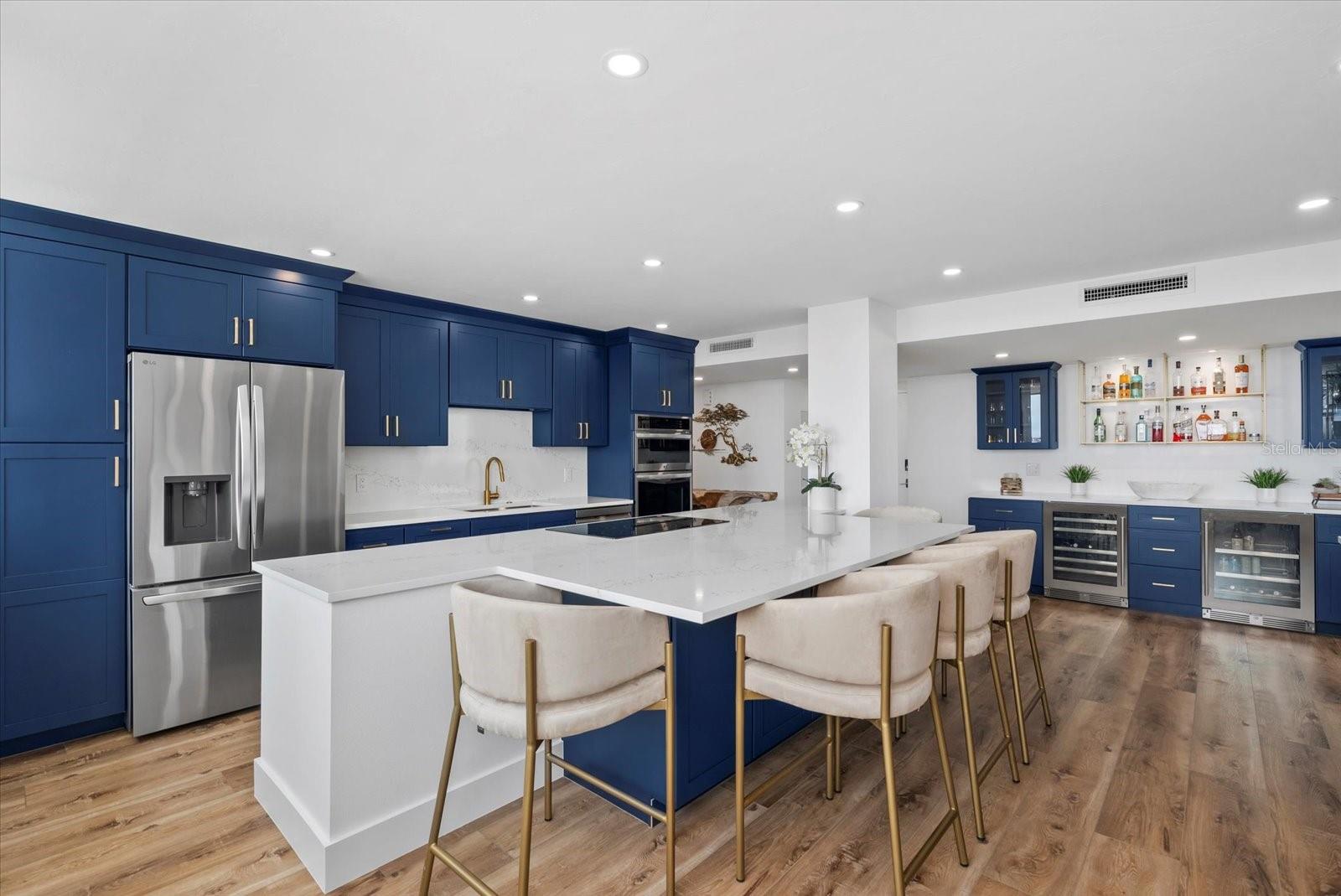 Image 5 of 55 For 4822 Ocean Boulevard 8c