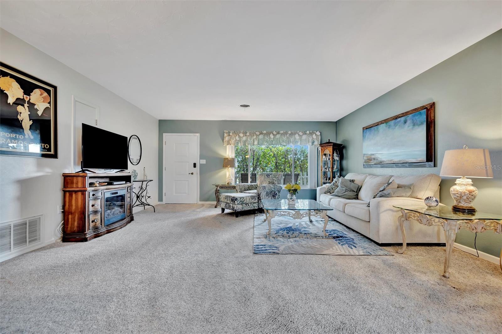 Image 10 of 47 For 2804 26th Avenue Drive W