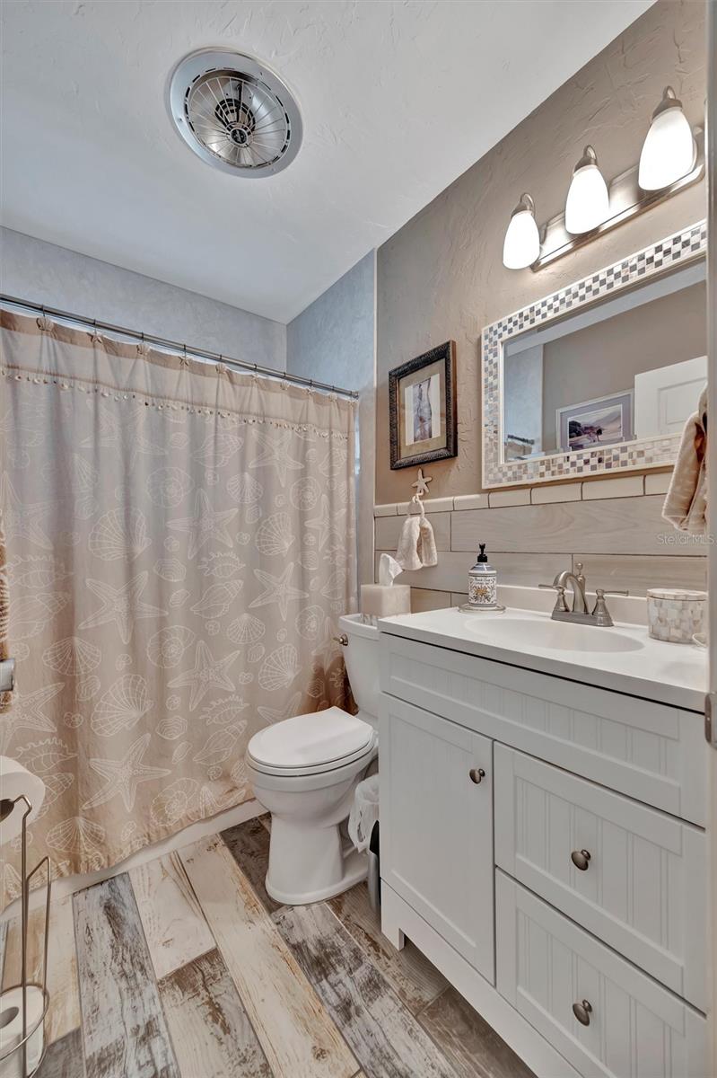 Image 34 of 47 For 2804 26th Avenue Drive W