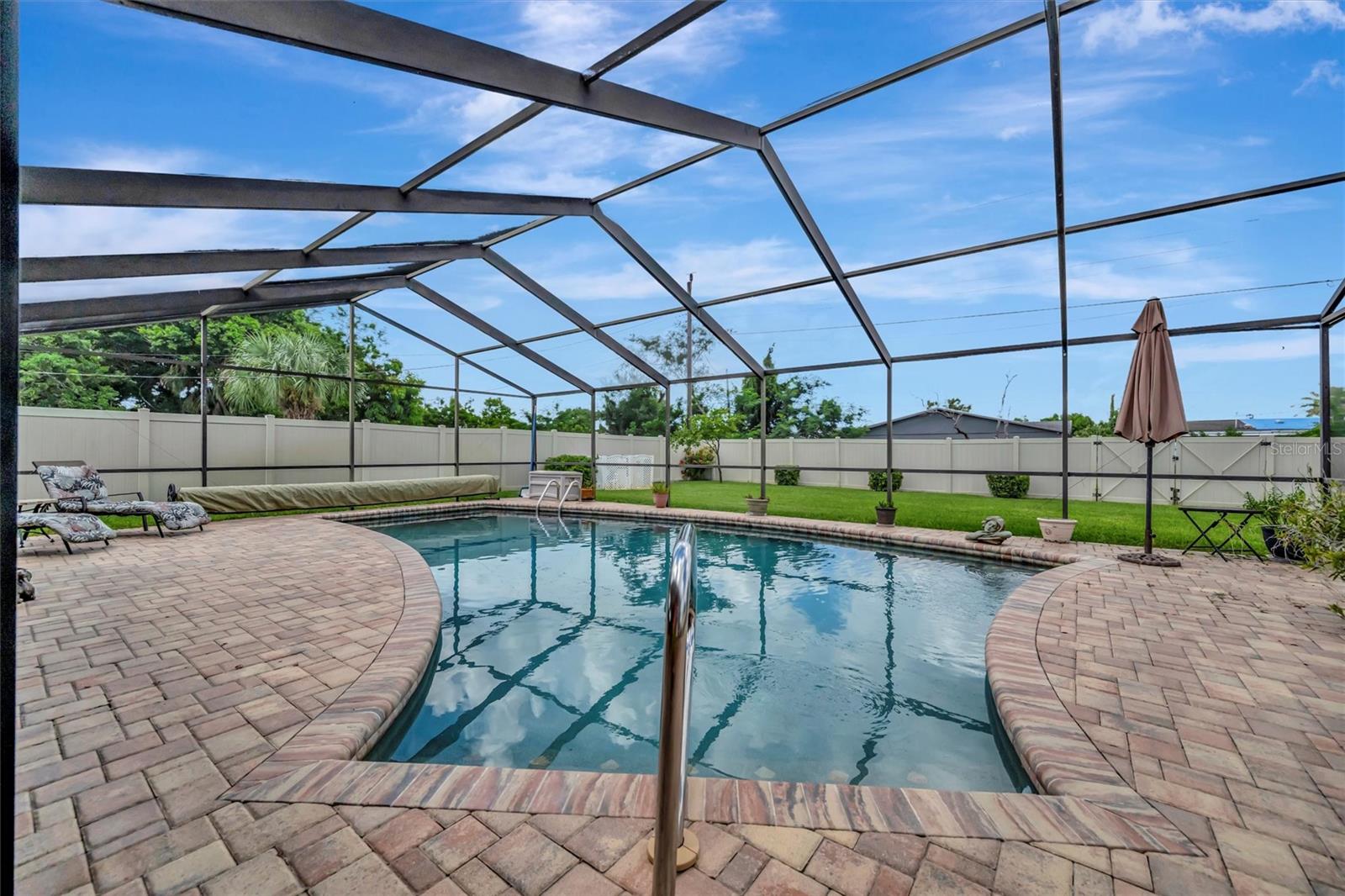 Image 38 of 47 For 2804 26th Avenue Drive W
