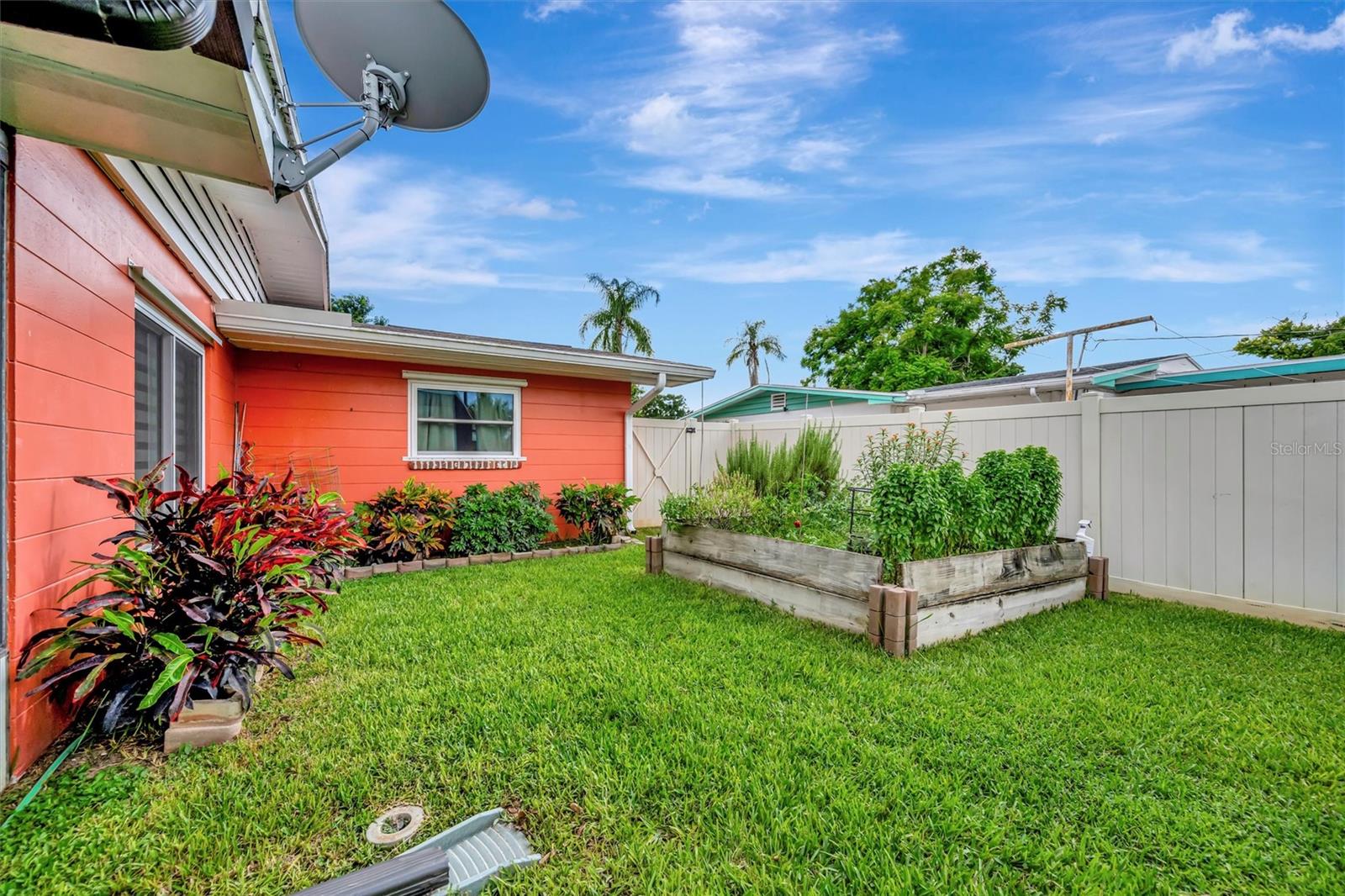 Image 44 of 47 For 2804 26th Avenue Drive W