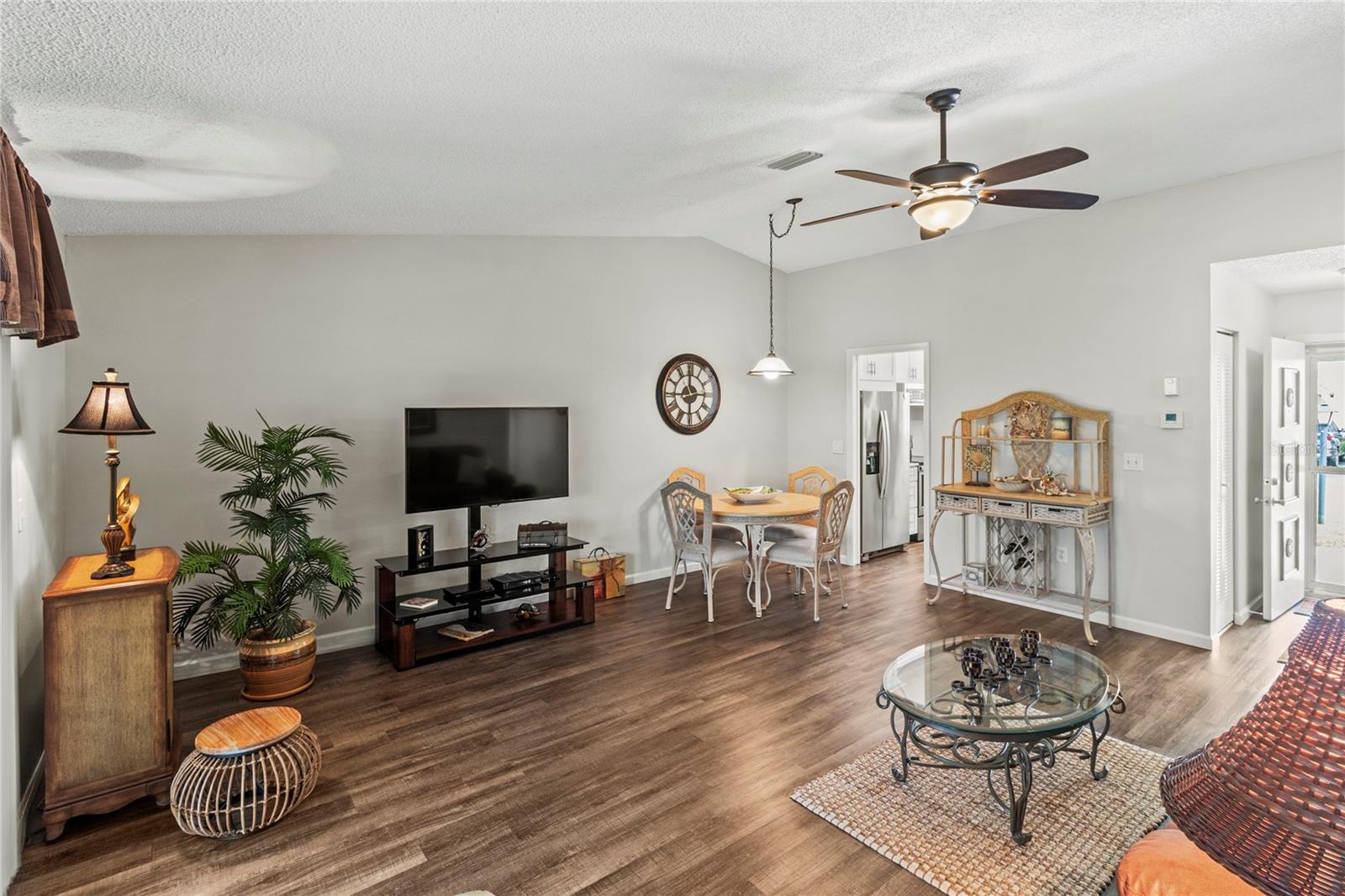 Image 21 of 57 For 3619 36th Avenue Drive W
